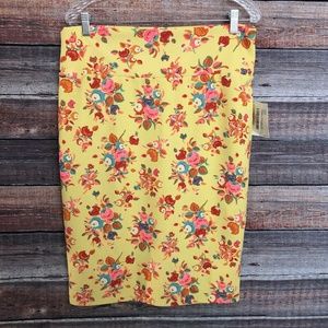 Lularoe Size XL Yellow Floral Cassie Pencil Skirt NWT